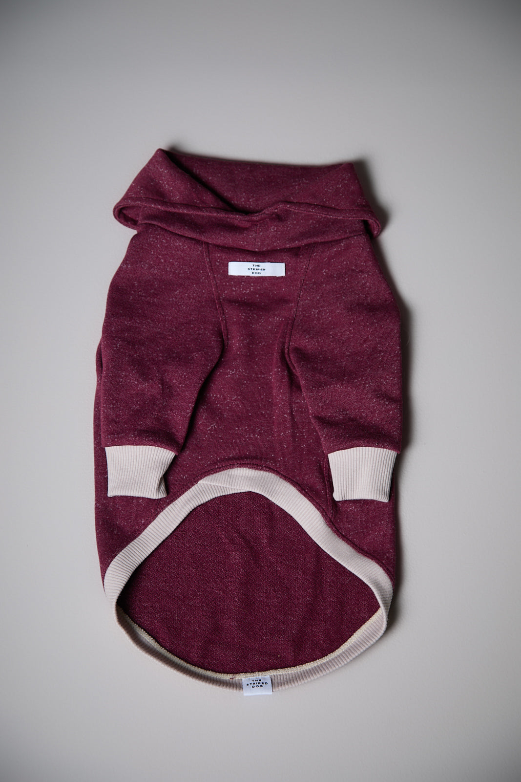 Sueter Cuello Alto Vinotinto DUSK para Perro Standard