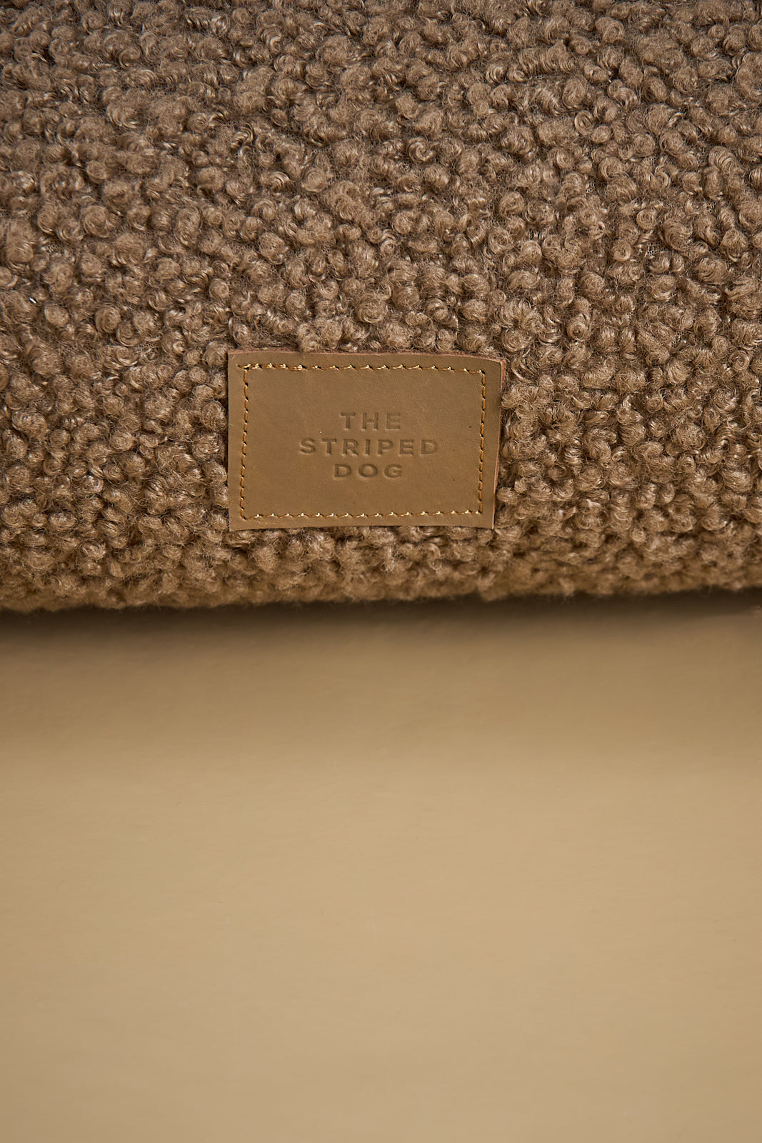 Cama Cafe de Sherpa NEST