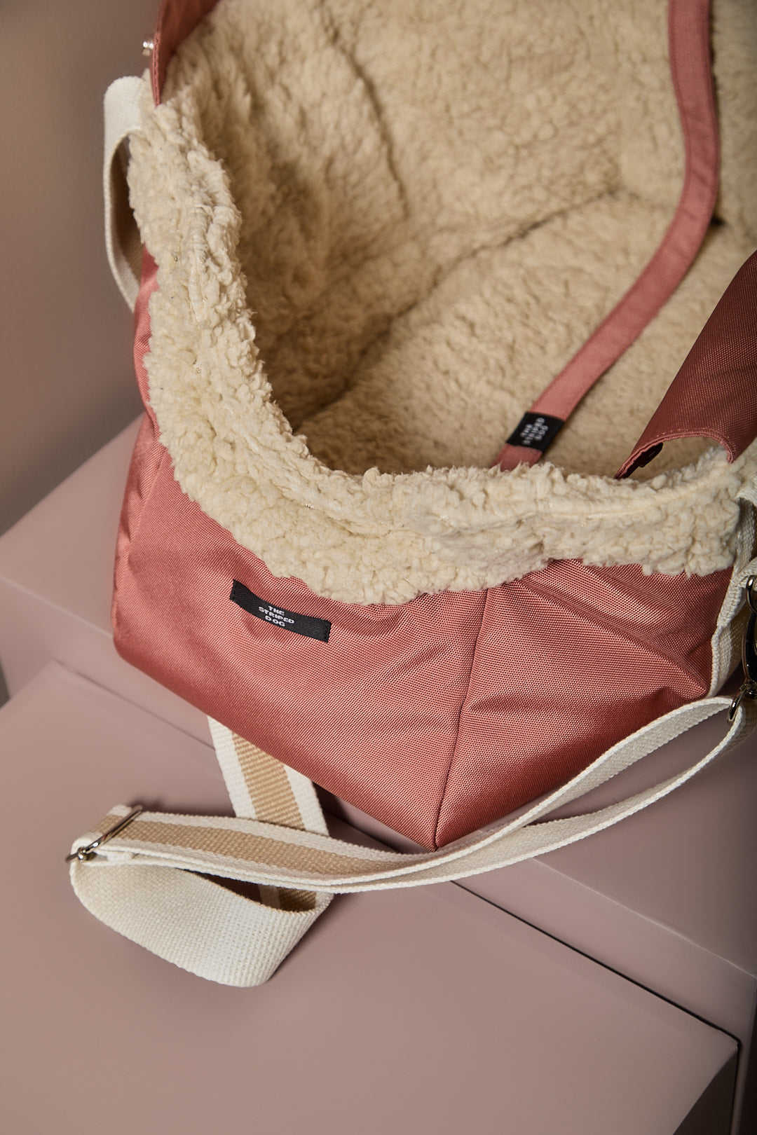 Bolso Impermeable Rosado LUMA