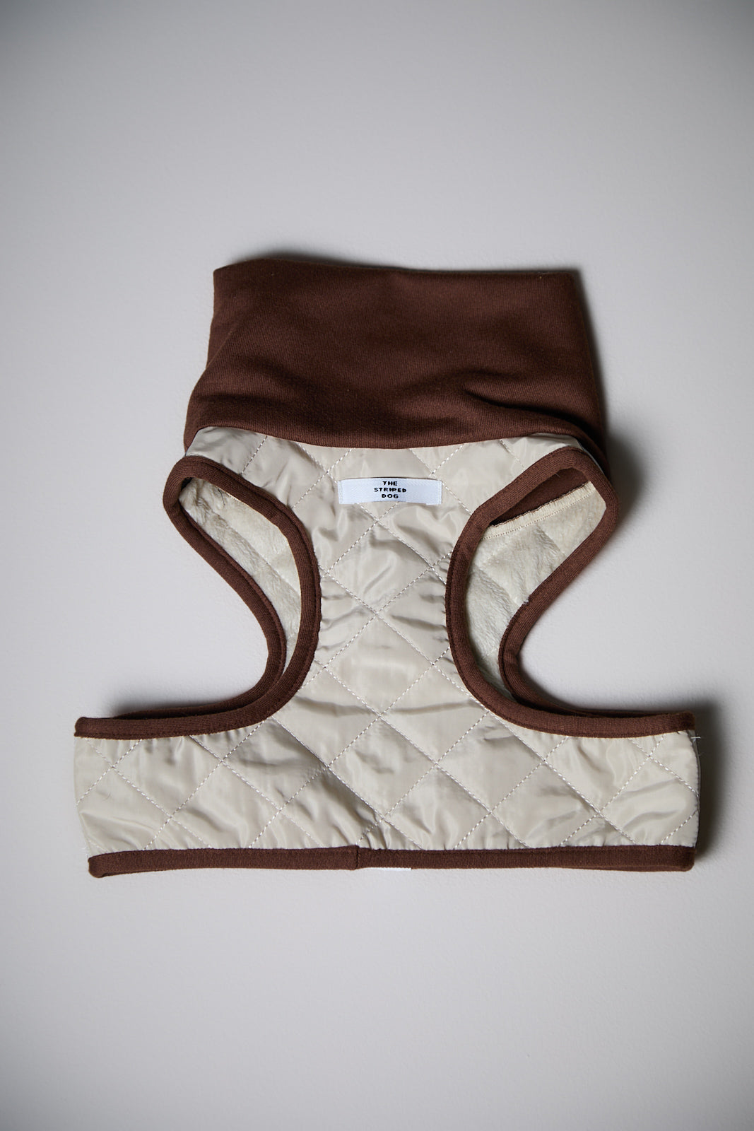 Arnes Cuello Tortuga Beige GADE para Perro Salchicha